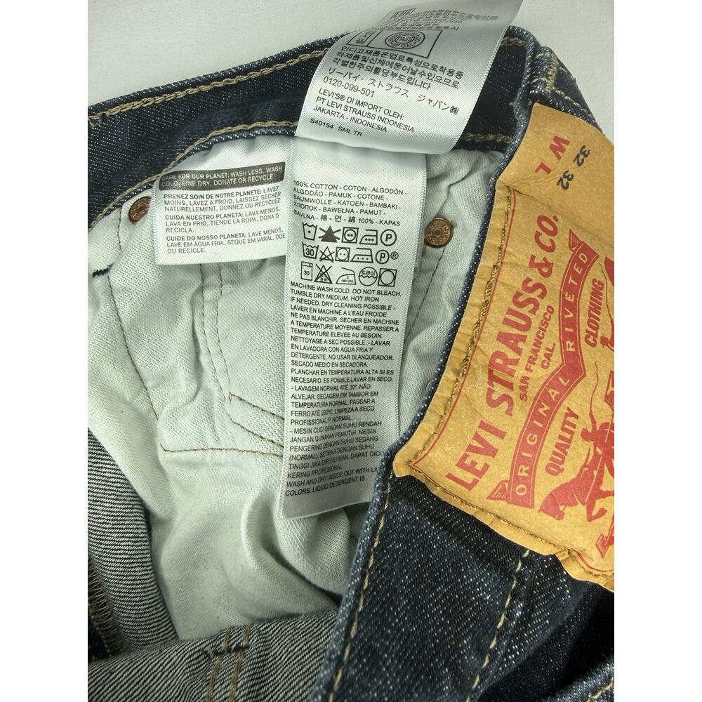 Levi's Dark Wash Blue Denim Straight Jeans Button Fly- SIZE 4 WAIST/28 INSEAM - Picture 8 of 9